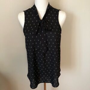 Le Lis Elegant Black Sleeveless Blouse Size S
